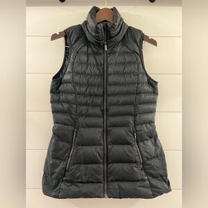 Lululemon Athletica size 6 Black Puffer Vest